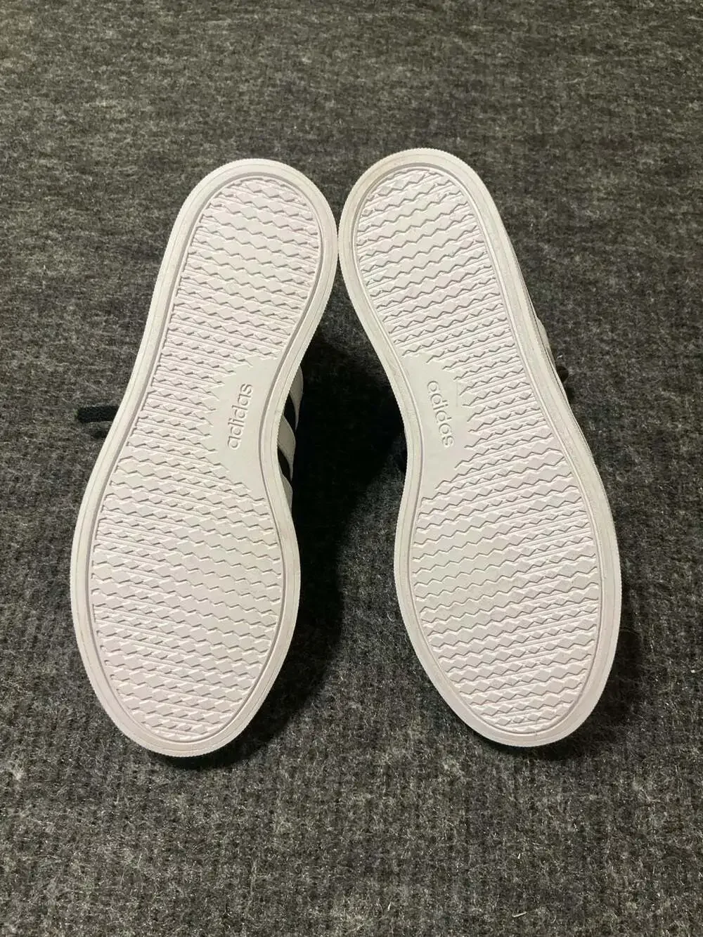 Adidas Bravada 2.0 Mid Platform Shoes Womens Size 6 Black & White